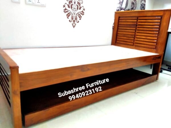 Single cot with trundle cot